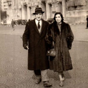Sonia Henríquez de Hlito y Alfredo Hlito en Europa, 1953