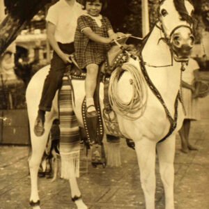 Pedro y Gabriela Hlito en México, 1963