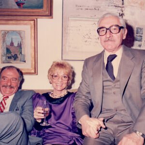 Festejo en casa de Julia Lublin por la inauguración de la retrospectiva en el MNBA, 1987